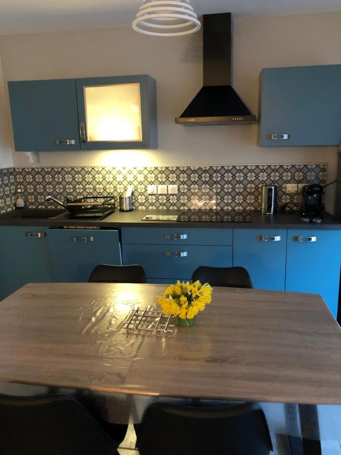 Apartment : 