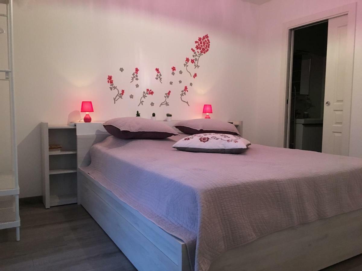Apartment : 